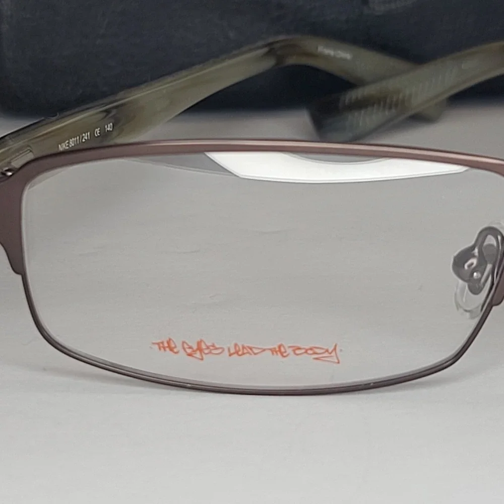 Nike Glassea Frame New 8011 241.‎ Factory Blank Lens. Nire Air. W/Case. Tortoise